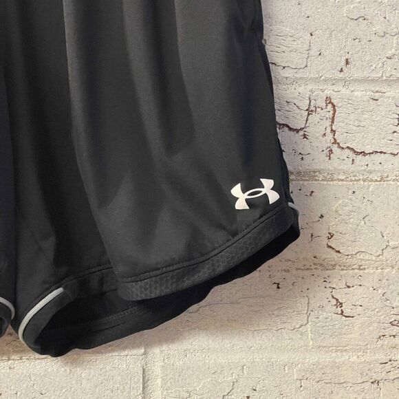 Under Armor Black Loose For Athletic Shorts XS - Picture 3 of 9